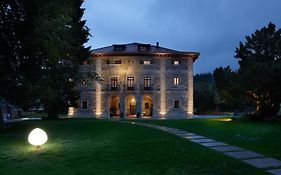 Iriarte Jauregia Hotel
